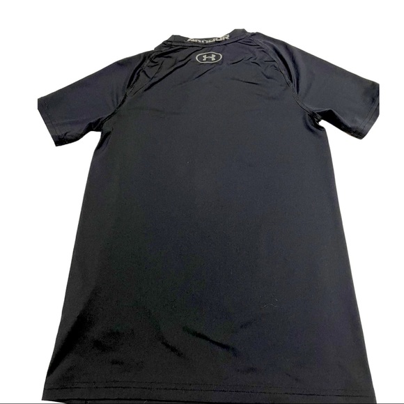 Under Armour • Rash-guard / Dry-wear / Swim Top • Boy’s Large • Black •Like New - Picture 2 of 5